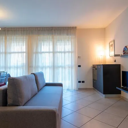 Rho Fiera - H Galeazzi - Casa Con Giardino * Garbagnate Milanese