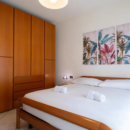 Rho Fiera - H Galeazzi - Casa Con Giardino *