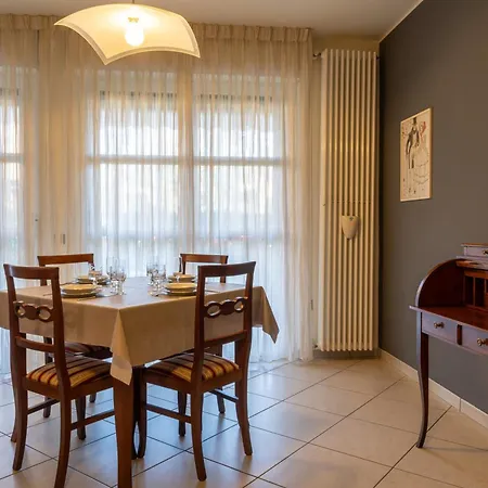 Apartment Rho Fiera - H Galeazzi - Casa Con Giardino *
